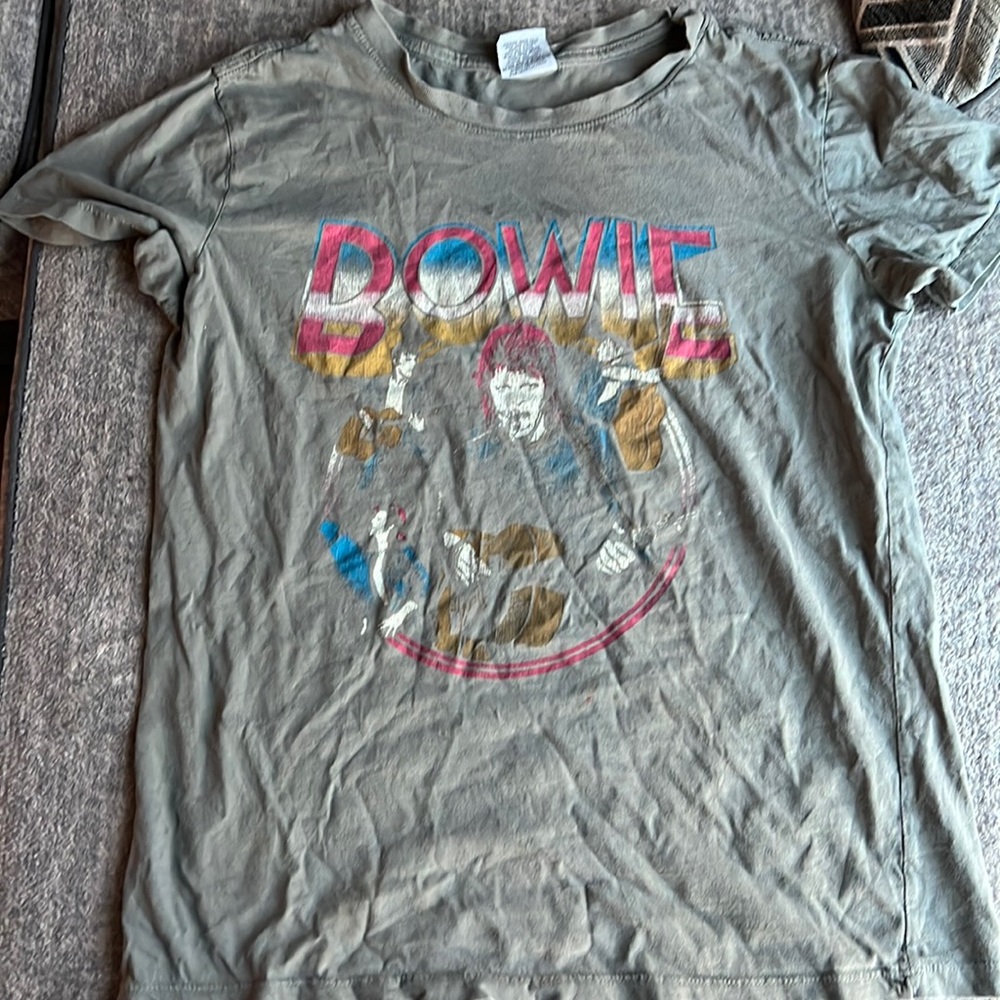 Bowie Graphic tee